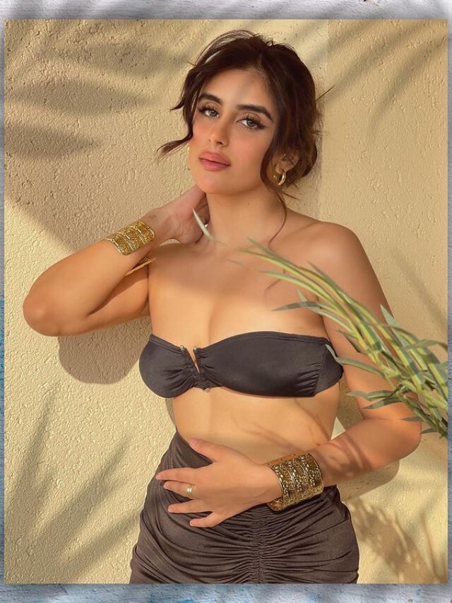 Bigg Boss fame Model Miesha Iyer crossed all limits in Tube Top see her hot pictures